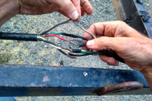 Image - Trailer Wiring Repair